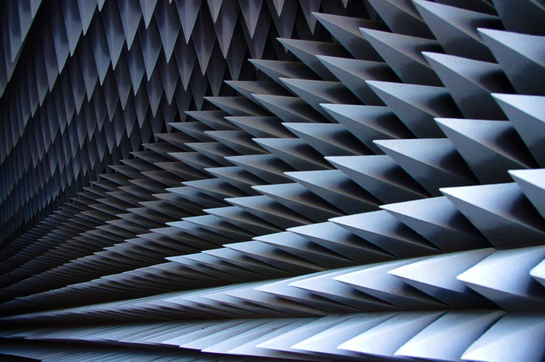 MobileMarkInc's tweet photo. Our fully equipped testing facility includes our 10’x10’x40’ Anechoic Chamber. We offer antenna characterization data and reports, including Impedance Testing & Radiation Patterns. #anechoicchamber #engineering #engineeringservices #engineeringtesting https://t.co/qbLuKicOIN