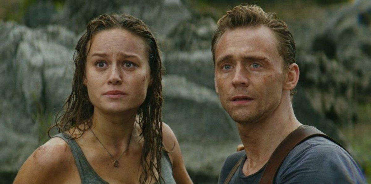 royaltyloki's tweet photo. its bi visibility day so here’s tom hiddleston and brie larson in kong skull island aka every bisexual’s dream https://t.co/OGpIKVqwQx