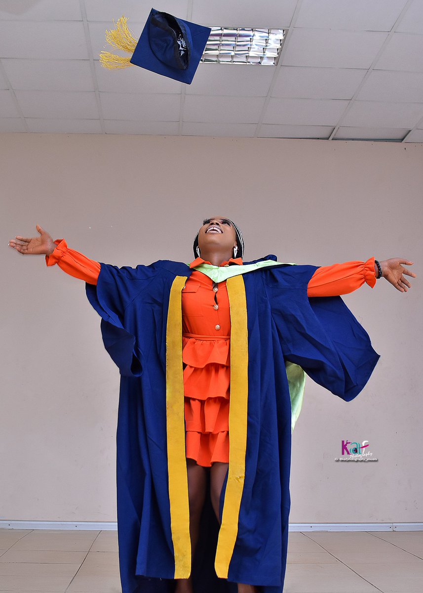 Adunnidee's tweet photo. A legend in the making
#Bsc_Anatomy
#uniosunvirtualconvocation https://t.co/5XRSqXjRU6
