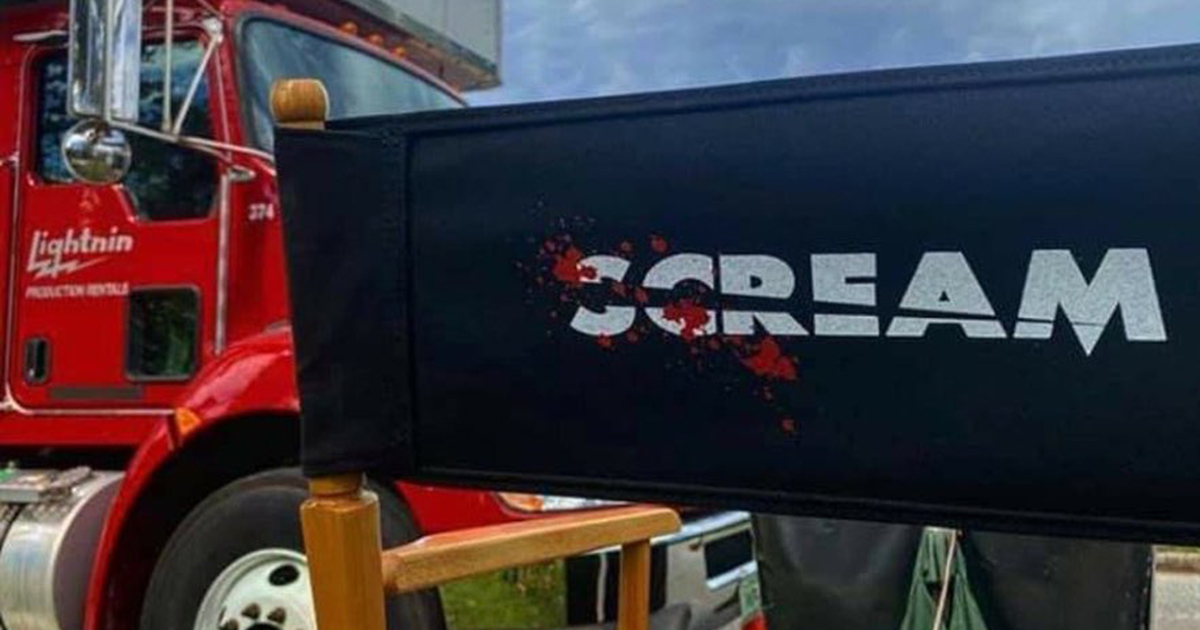 hello_sidney's tweet photo. SCREAM 5 logo and official title disclosed. Could that reveal something else? 😱

🔪 https://t.co/vHaZl6uVTx

#scream5 #scream #chadkeith #radiosilence #halloween https://t.co/f5UBGGYyc3
