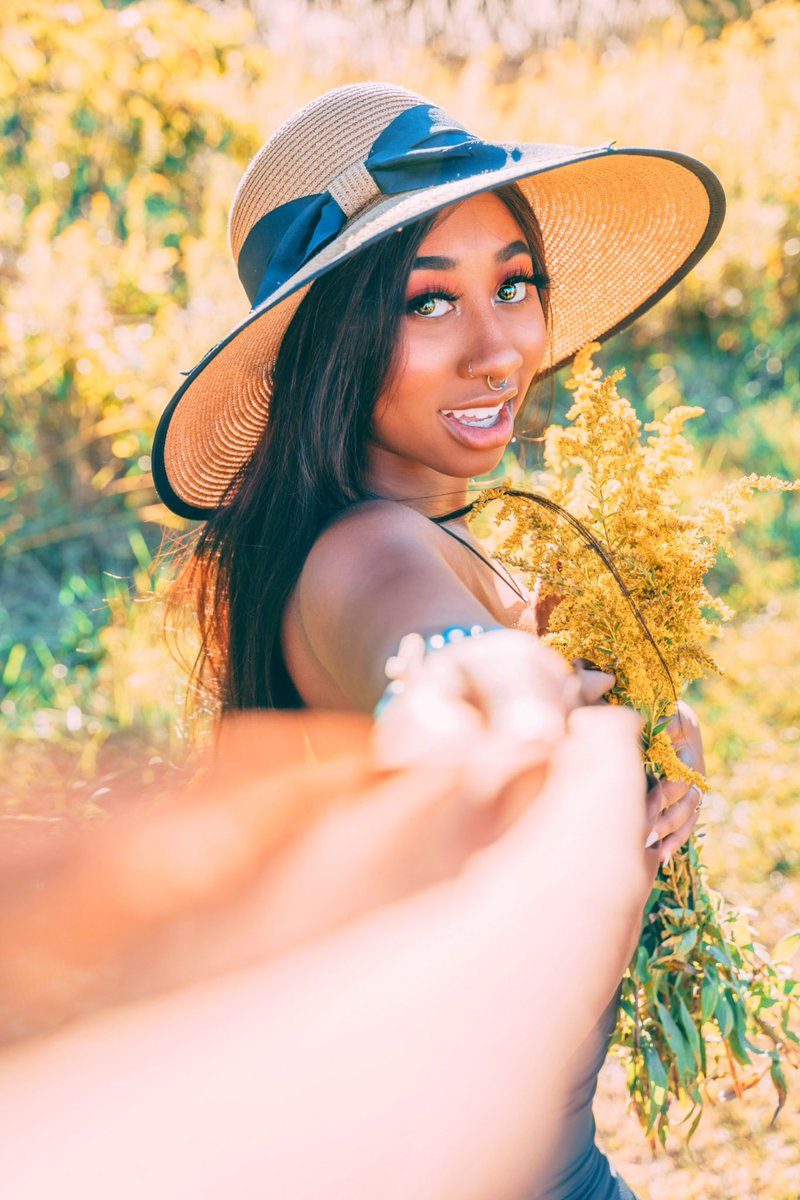 KTahmea's tweet photo. Avi + 2 more 🌞💛 https://t.co/qdIvxATBBp