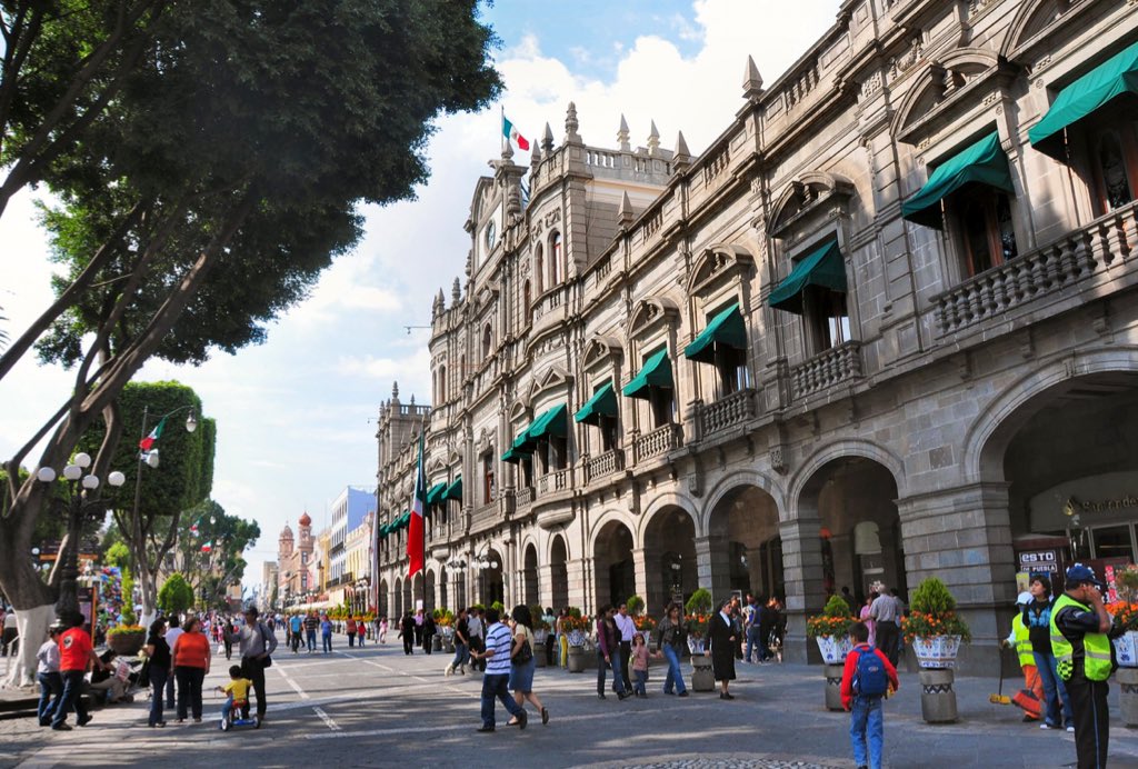 Merecido honor a #Puebla, hoy reconocida por la <a href="/UNESCO/">UNESCO 🏛️ #Education #Sciences #Culture 🇺🇳</a> como: “Ciudad del Aprendizaje”.

¡Muchas felicidades! 🙌