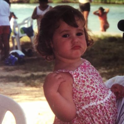 aneviveros99's tweet photo. #NewProfilePic #NoFucksGiven https://t.co/MW5WwwFjHK