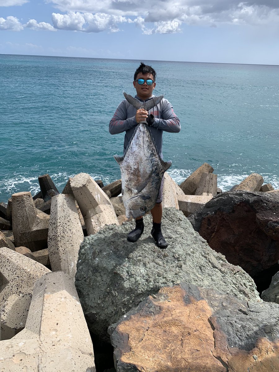 Fwraayyy's tweet image. 12 years of lots of money spent but also lots of knowledge being gained along the way, the stoke is real🤙🏽🤣 #IGsawitfirst #40lbKagami#FirstUlua