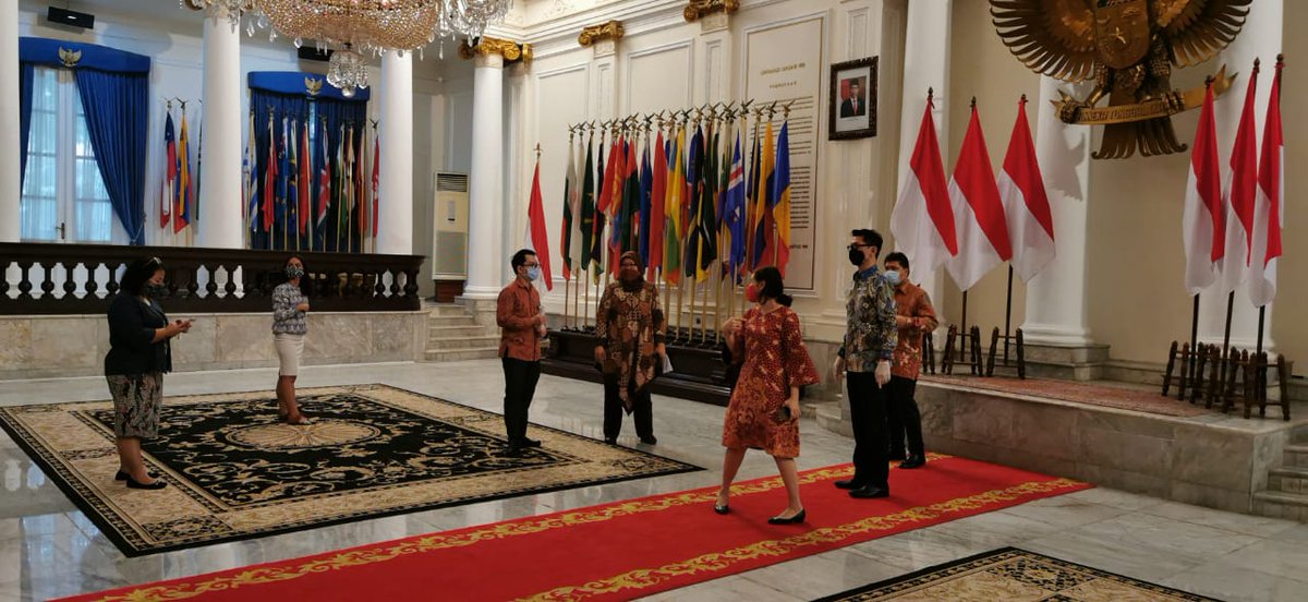 mamarayi's tweet photo. kerja itu ibadah.. https://t.co/OC1hYKXcaW