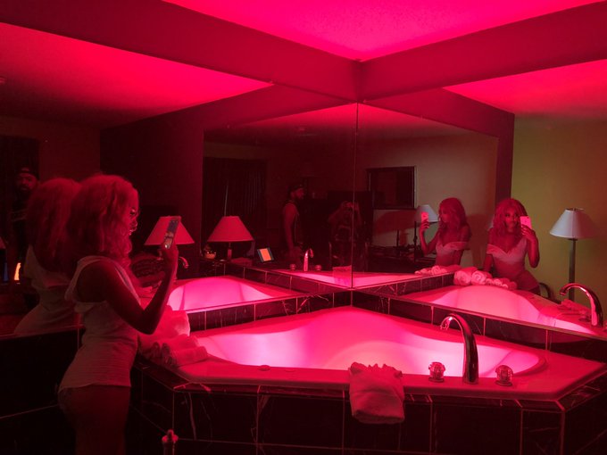 Watch perc cobain's leaked NSFW photo on TwXstars