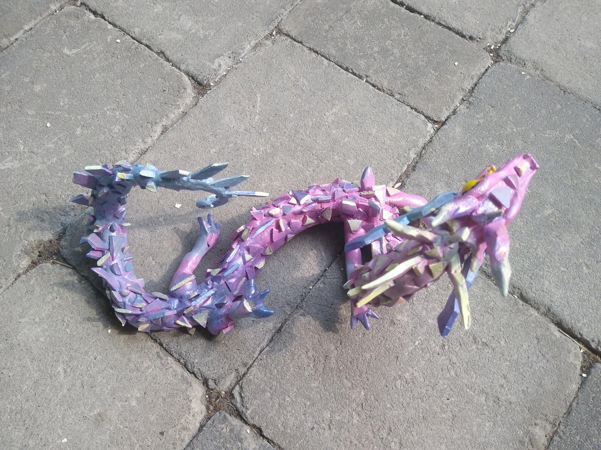 eeeembeeee's tweet photo. Celebrating my Promareversary with this sad dragon! (Iβm not late, just Canadian. And as a Canadian, apologies for hashtags.)
#promare #γγγ‘γ’ #mahariyuware #kakusei #promaredragon #promaremovie #liofotia #clay #dragon #sculpture #traditionalart #fanart #art #promareart https://t.co/JvhOJ6MPBO