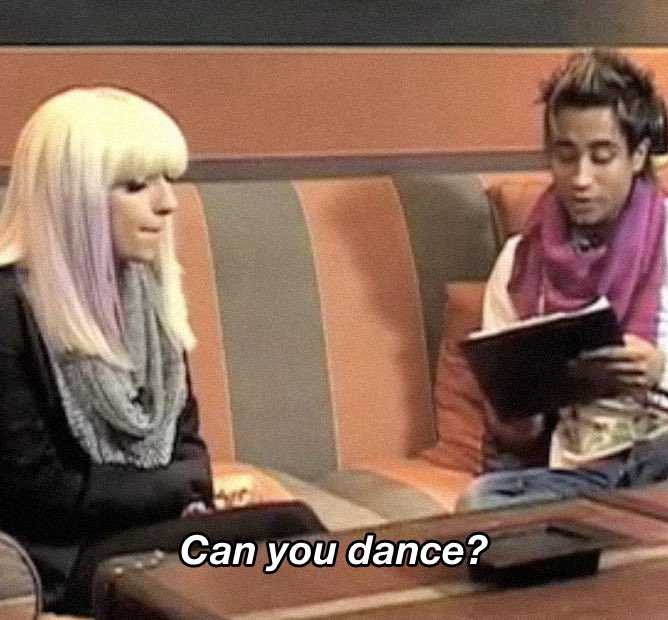 gagadaily's tweet photo. https://t.co/vdAdDYCf6W