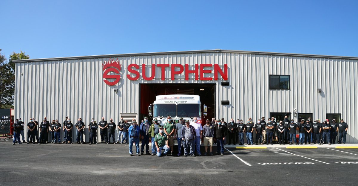 SterlingBizTech's tweet photo. Sutphen East Delivers 100th Fire Truck Manufactured in NE PA.  This 3000-gallon pumper/tanker truck with a 600-hp engine is custom built for the Community Fire Company in Landingville, PA.  Visit https://t.co/igQ53X6AcU or https://t.co/Kc2D6lAHa1 for more information. https://t.co/K9E4VGuRAp