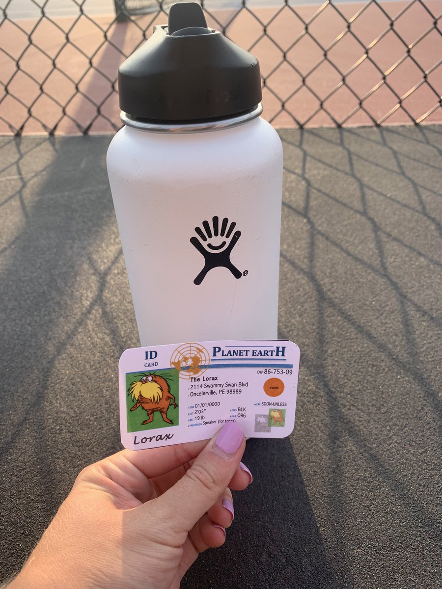 Madelyn Dziubek (@md508406apes) on Twitter photo Reusable water bottles help reduce the amount of plastic that goes back into the environment. This prevents the plastic from ending up in our lakes and harming animals. #apesintro <a href="/franklinlorax/">APES Project Lorax</a> Reusable water bottles help reduce the amount of plastic that goes back into the environment. This prevents the plastic from ending up in our lakes and harming animals. #apesintro <a href="/franklinlorax/">APES Project Lorax</a>