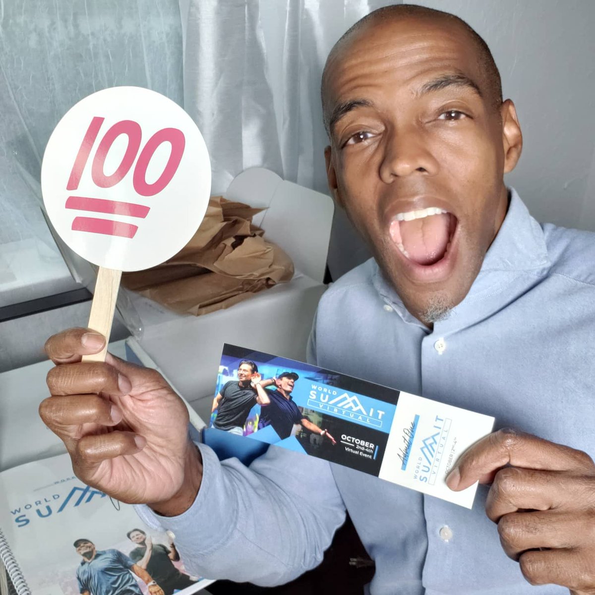 wilmurphy's tweet photo. OPEN the BOX.
My client and friend #ronskillens won a speaking competition and that led to something great. Last year he was invited to speak at this great event. So we 
're both attending #worldsummit2020 by #tonirobbins and #deangraziosi Open box for https://t.co/Smp4JfOHPL https://t.co/WFmpPWu6IO