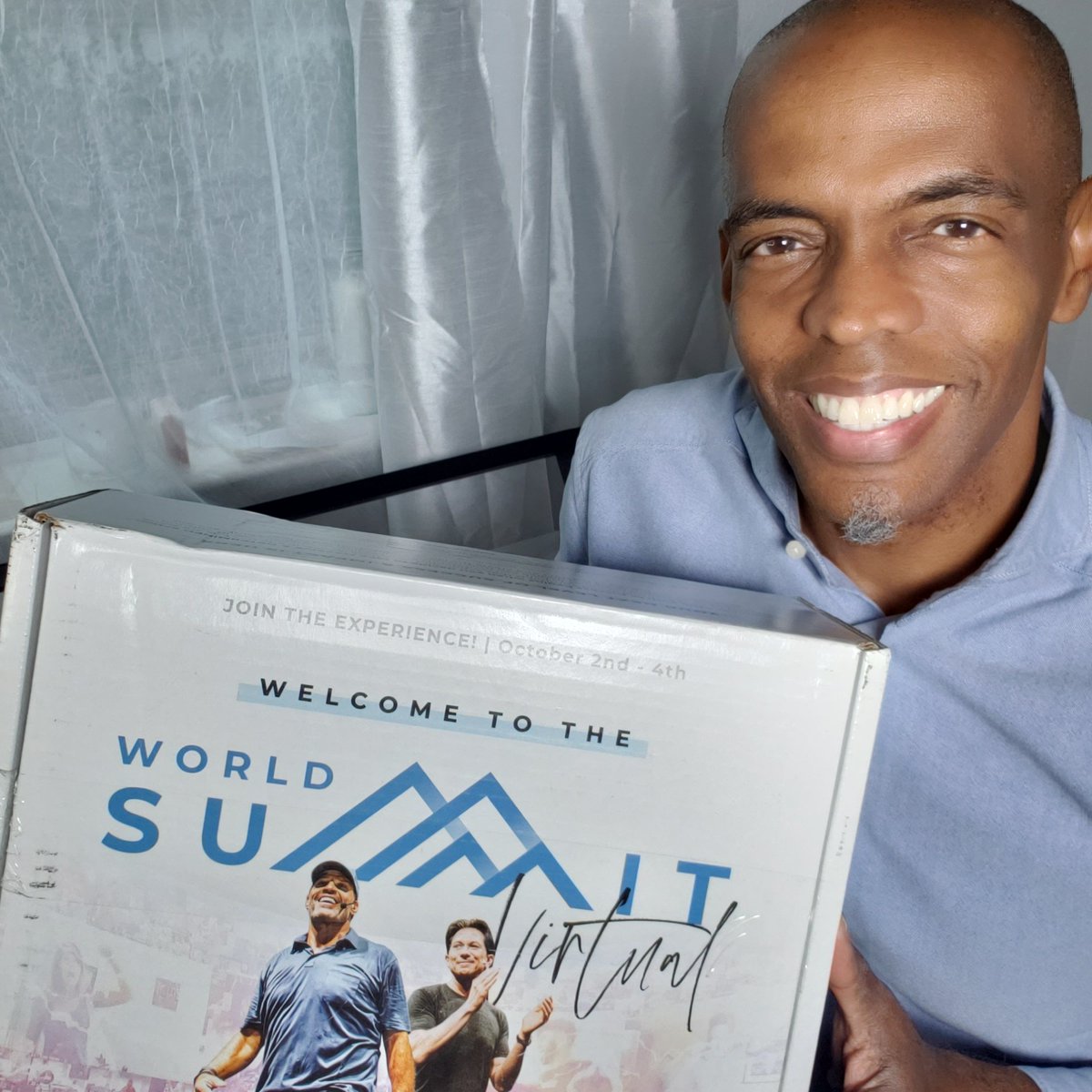 wilmurphy's tweet photo. OPEN the BOX.
My client and friend #ronskillens won a speaking competition and that led to something great. Last year he was invited to speak at this great event. So we 
're both attending #worldsummit2020 by #tonirobbins and #deangraziosi Open box for https://t.co/Smp4JfOHPL https://t.co/WFmpPWu6IO