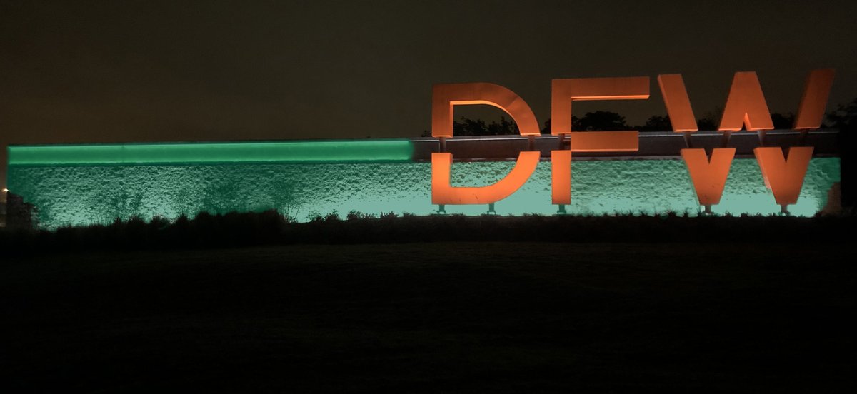 DFWAirport's tweet image. We're giving our welcome sign a green glow-up this week in honor of the @DallasStars! 💚

Beat the Lightning and come home soon with the Cup in hand!

#GoStars #StanleyCup