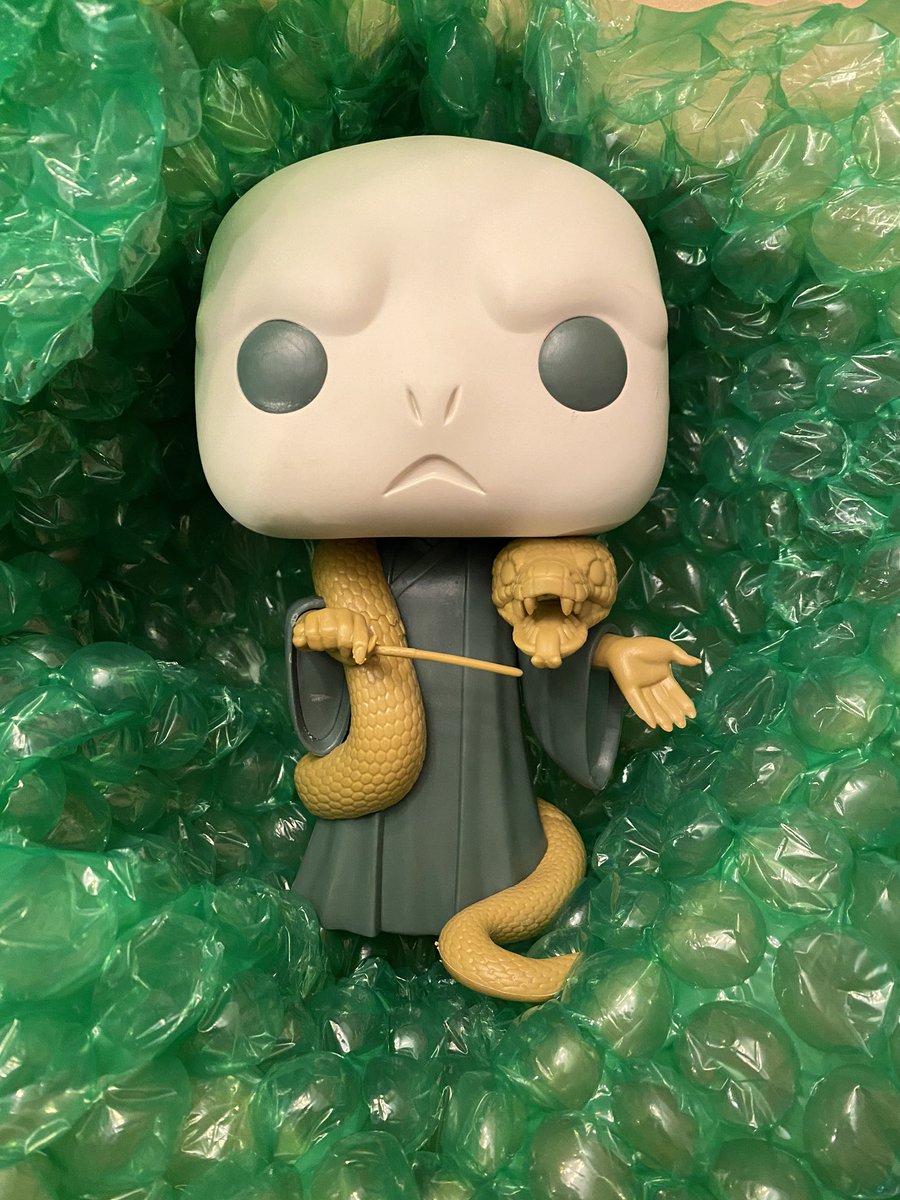 JPG_Rising's tweet image. WHOA! UPS just delivered this amazing @OriginalFunko prize from the July SDCC #FunkoTV retweet giveaway! Truly an epic gift. 🥰🥰🥰

Thank you, thank you 🙏🏼. 

AND, my House of #Hogwarts is #Slytherin 🐍  

#Voldemort #HarryPotter 
#FunkoWinner #MyFunkoStory #FunkoFunatic