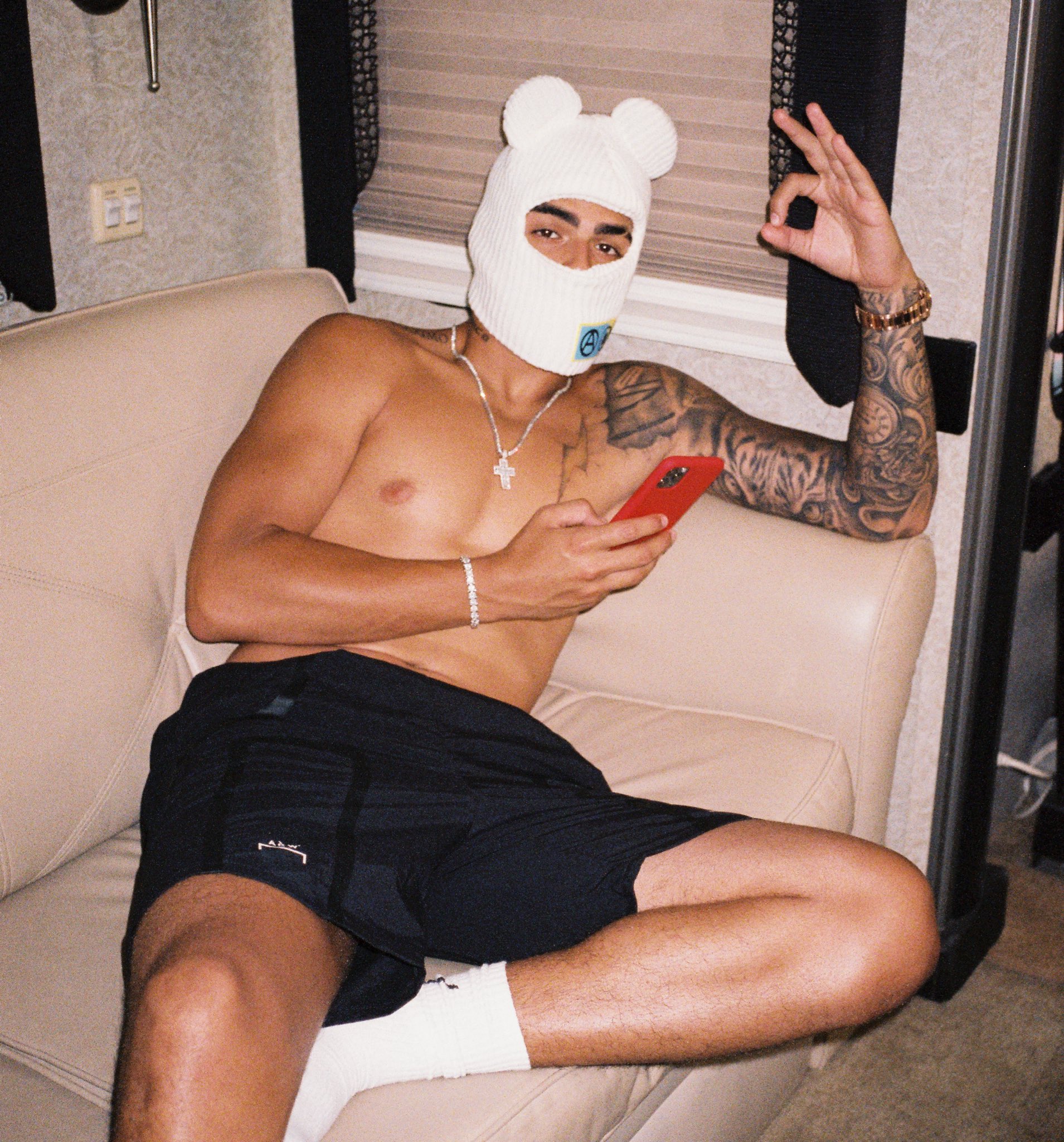 LUNAY X પર: Que creen? Abro un OnlyFans? t.conmizeT8WOp  X