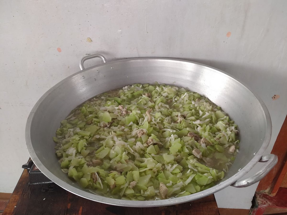 specs_inc's tweet photo. Alleviating hunger + enhancing nutrition = HEALTHY KIDS
To all our supporters, donors, community & barangay partners, and friends… YOU ROCK!
From Barangay 134, Pasay City, Ginisang Sayote with Repolyo
#PUSOinitiatives #PUSOkitchen #BeyondCovid19 #SPECSFoundationInc https://t.co/WKWD6Dh0oi