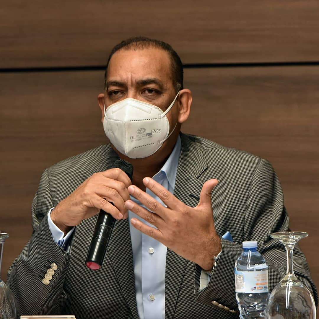 RDMOPC's tweet photo. A través de sorteos, con un monto superior a los 2 mil millones de pesos, el MOPC impactará con 200 pequeñas y medianas obras en sectores de bajos ingresos en todo el territorio nacional. 

Trabajamos con transparencia para una mayor inclusión social.

#MOPCcambia https://t.co/EwJerpwnyO