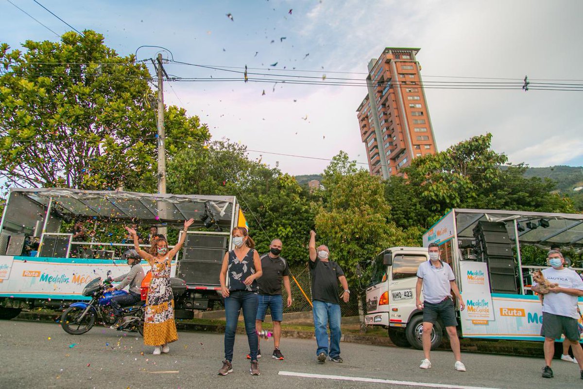 QuinteroCalle's tweet photo. Medellín ganó en Los Music Cities Awards. Dentro de 842 postulaciones reconocen a la Ruta #MedellínMeCuida que llevó talento a cada rincón de la ciudad durante la cuarentena con 109 artistas locales. Felicitaciones al equipo que hizo esto posible. https://t.co/Ub5gk3q27N