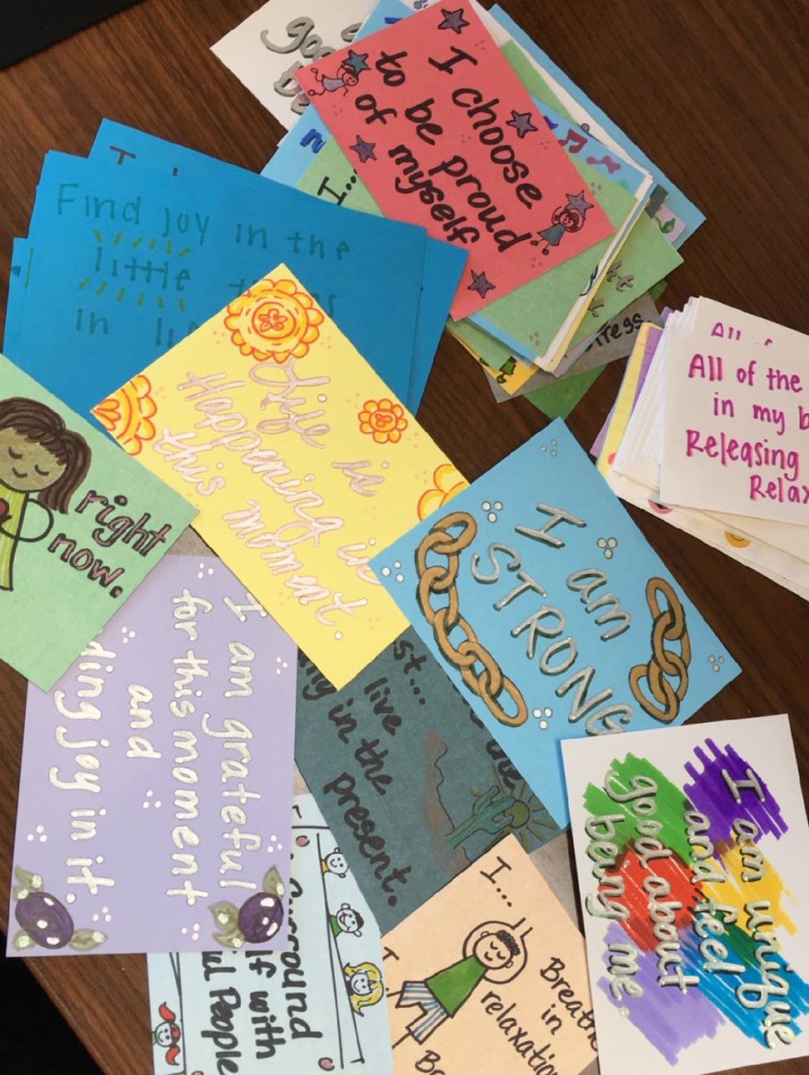 HandsOnPHX's tweet image. You are creative. You are kind. You are an important member of our community. 

Help make affirmation cards for @FreeArtsAZ! They need 10,000 cards for foster kids. Cards can be mailed to or dropped off at the Free Arts office. Find more information here: ow.ly/Or6L50BzzaV