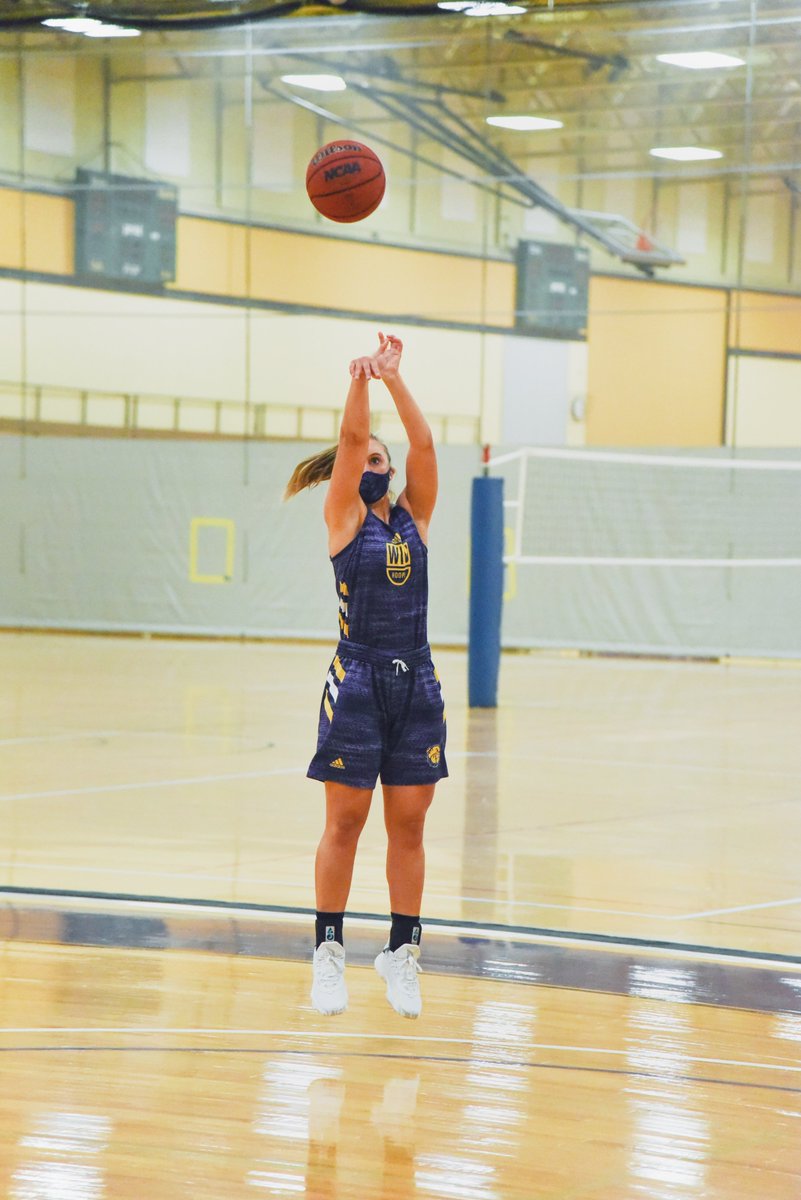 Western Illinois Women's Basketball tweet media