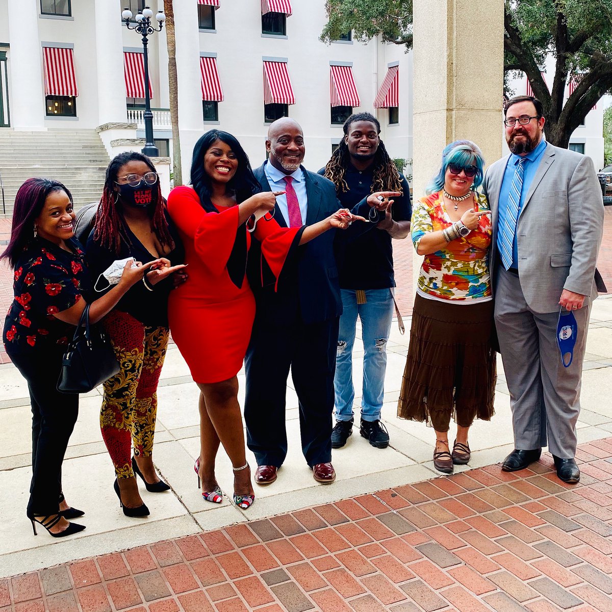 Volzie's tweet photo. Thank you to my amazing wife and extended family who supported me as I had my civil rights restored through the clemency process today!! #grateful #blessed https://t.co/FQg7RtKcZZ