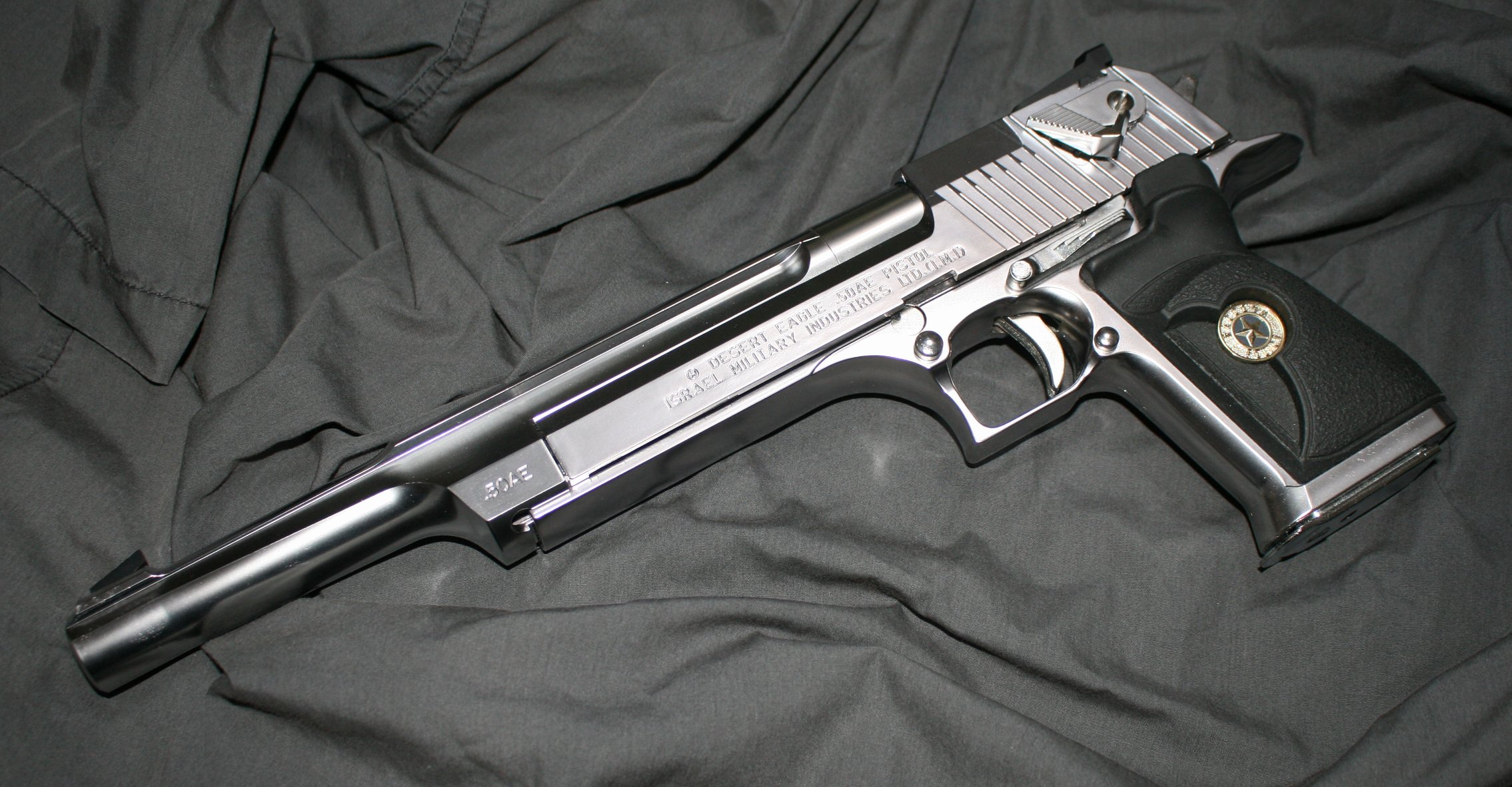 デザートイーグルレオングリップカスタム