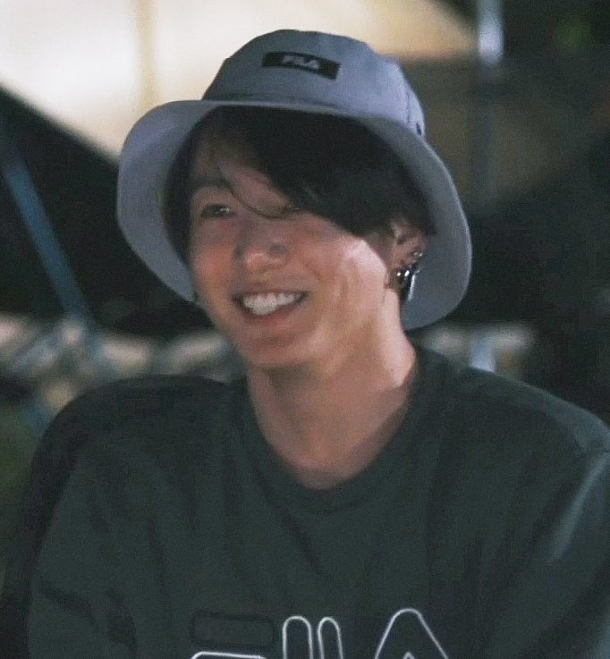 ᴮᴱ𝐀𝐥𝐥 𝐨𝐟 𝐦𝐲 𝐥𝐢𝐟𝐞 (•ㅅ•) tweet media