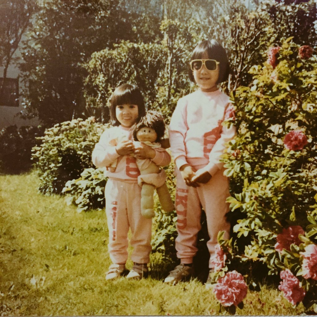 Okey mamma það eru alveg 2 ár á milli okkar, tvvöööö ár.... ekki tvær mínútur 🤦🏽‍♀️