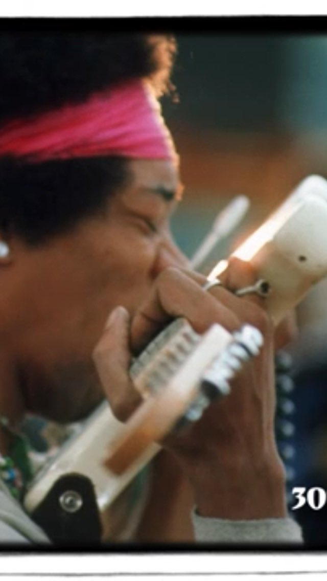 nd4good's tweet photo. @BGOnTheScene @RoKeT_gal No , what we need is more love man . RIP -50 years ago Jimi ⭐️ The power of love . https://t.co/wl9hfBGJjS