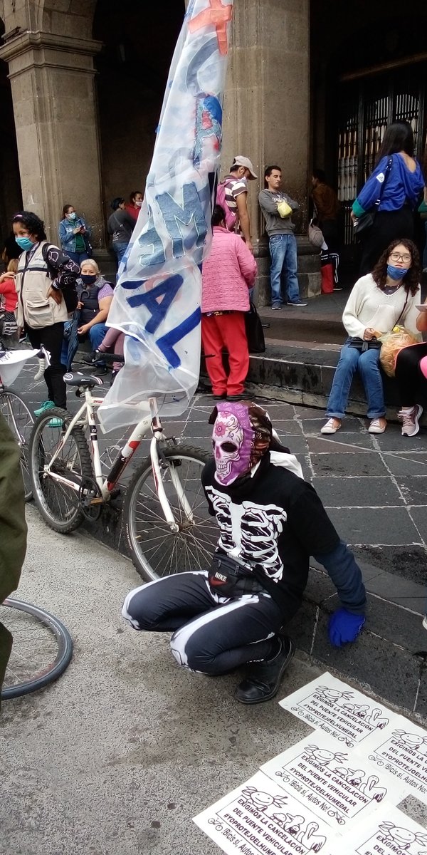 RodadasA's tweet photo. 18 de septiembre
¡V Rodada Axolotl!
@Claudiashein
 no pararemos hasta detener la obra ecocida de Cuemanco. 
#YoPrefieroElHumedal 
#YoProtejoElHumedal 
#HumedalesSíPuentesNo 
#NoAlPuenteVehicular https://t.co/xdU9uCMKjP