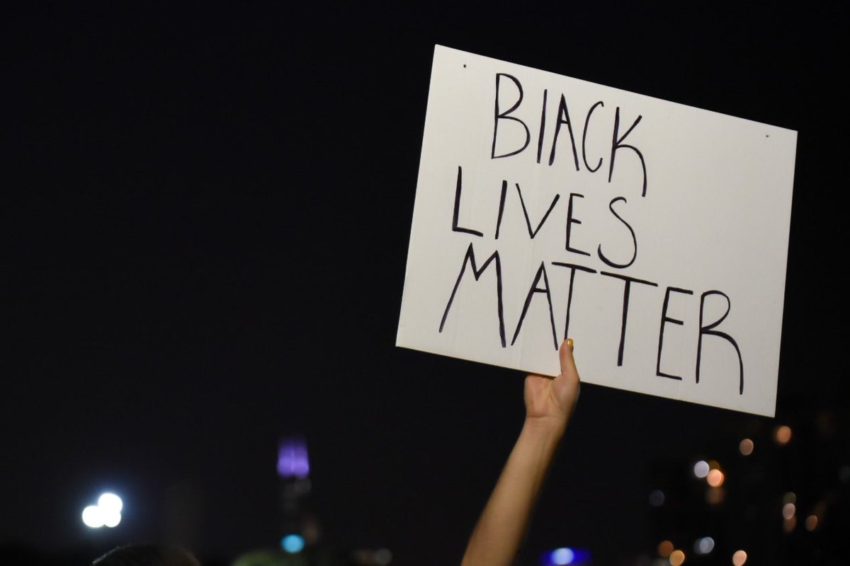 jonathanaphoto's tweet photo. Organizers spoke at Dunbar park calling for justice for Breonna Taylor.
#protestchicago #BlackLivesMatter https://t.co/upyb9tZauq