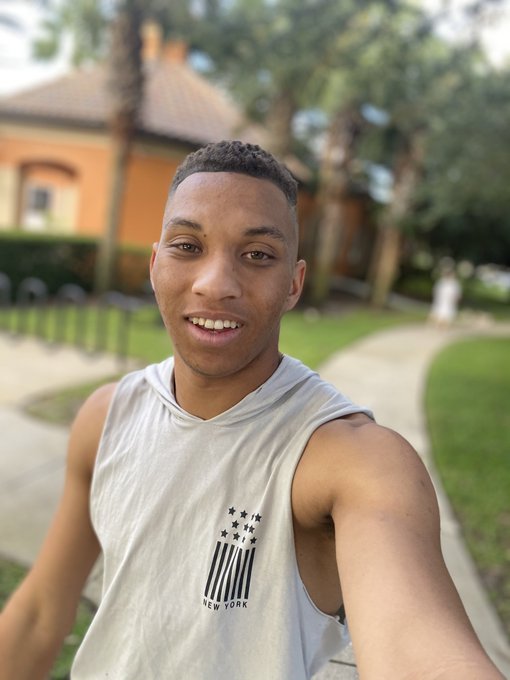 Feeling freshhh 💇🏽💈🥰 Any thoughts?? 🙈🙉 https://t.co/0DI1Ah5Qmu