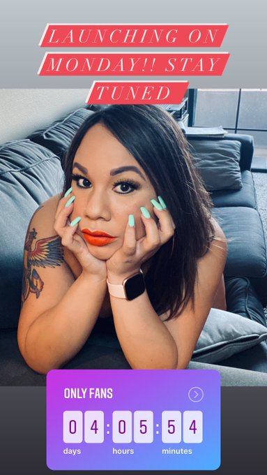 Elizabeth Charles ❤️❤️’s pics and videos