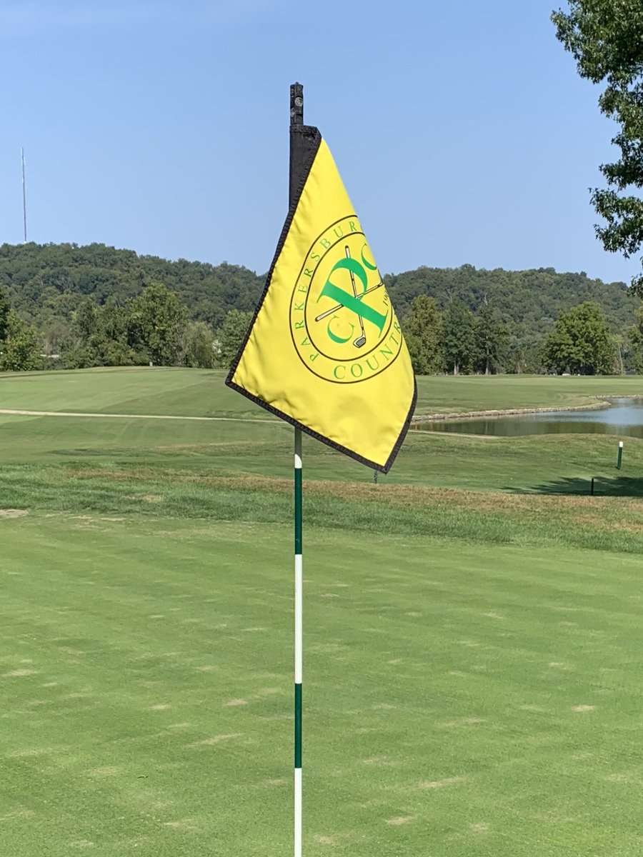 SkyCaddieMike's tweet photo. Sky Caddie visited Parkersburg CC in Vienna, WV today. Thanks to HP Scott for having us out. https://t.co/tWemdKnCDA