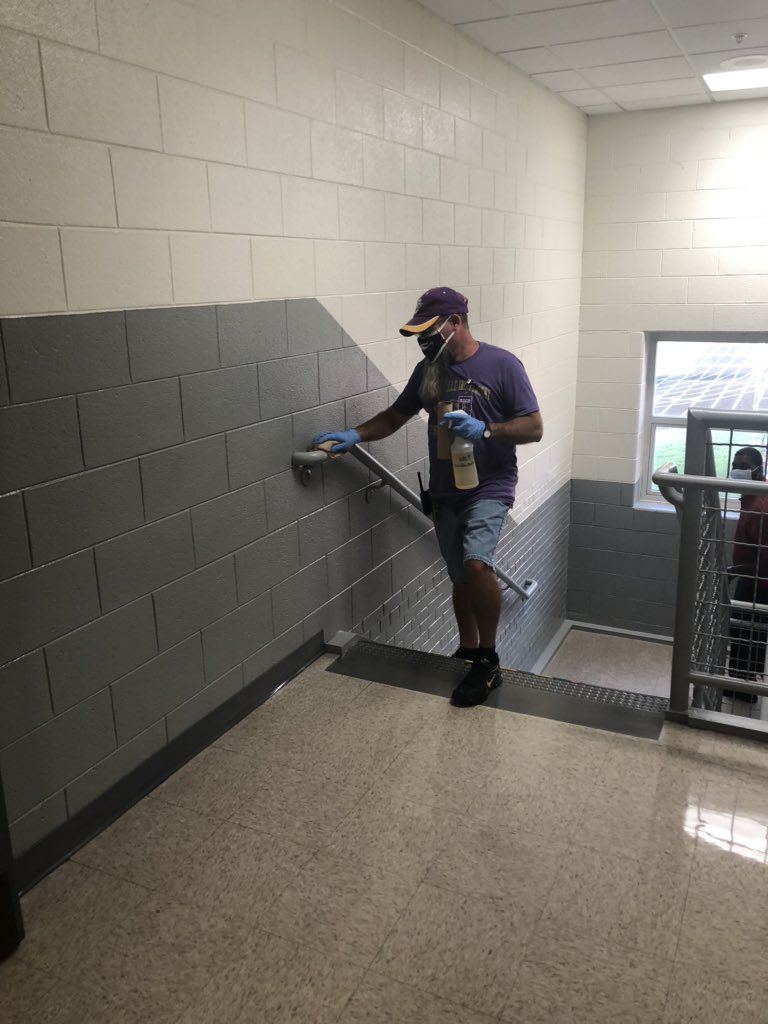 A HUGE shoutout to our custodial crew for making sure our buildings received a deep clean today.  Our food service and transportation departments prepared and delivered over 5,000 meals today.  So proud of all for making this happen!  #Changinglives