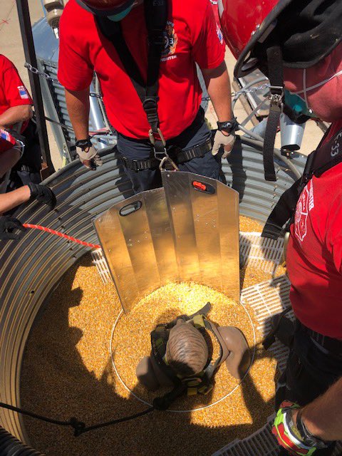 mccfire1's tweet photo. #safetyisnoaccident #agtraining #mccfire #forthefarmers #specialops #grainbinrescue https://t.co/5SlEzveZQ0