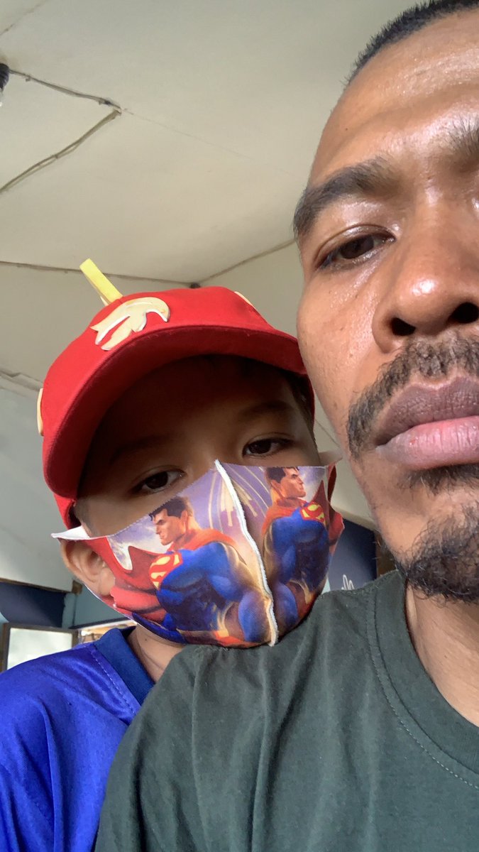 IKSANSKUTER's tweet image. Selamat ulang tahun bro kecilku. Ayah masih ngamen dulu. Doa terbaik untukmu.