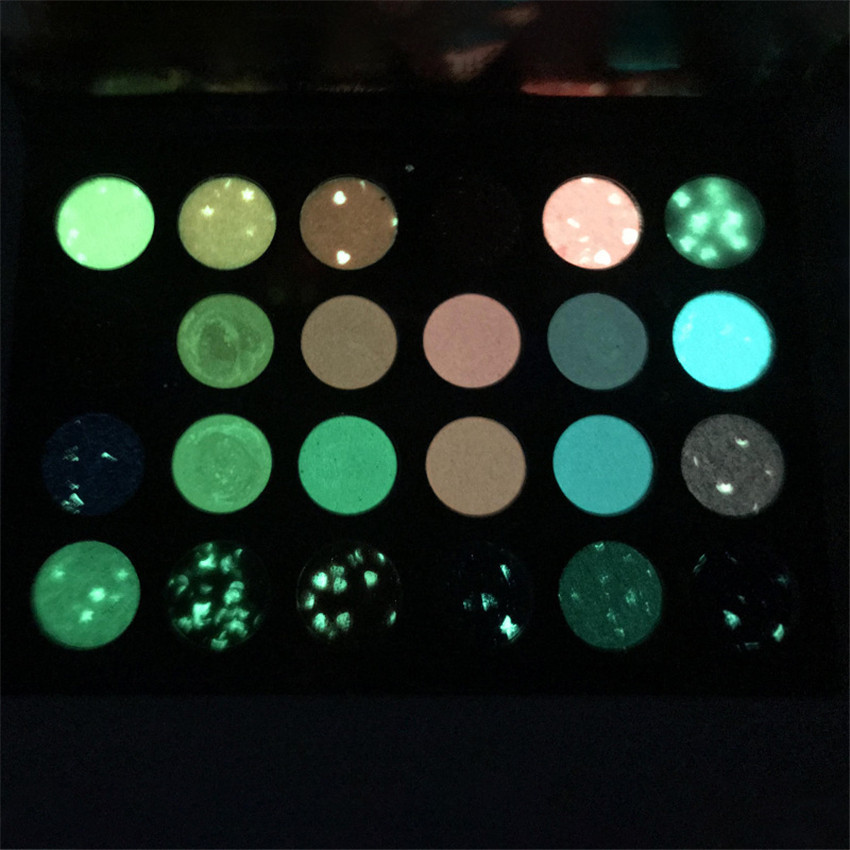 Lewisan17's tweet photo. 24 Colors Luminous Eyeshadow
The new fashion trend of 2020, the fluorescent eyeshadow palette, will shine in the night
https://t.co/wlhclPM5lT
#glittereyeshadow #rainboweyeshadow #eyeshadowspalette #eyeshadowlover #eyeshadows  #eyeshadowlook #eyeshadowpalette https://t.co/o1lqqunStI