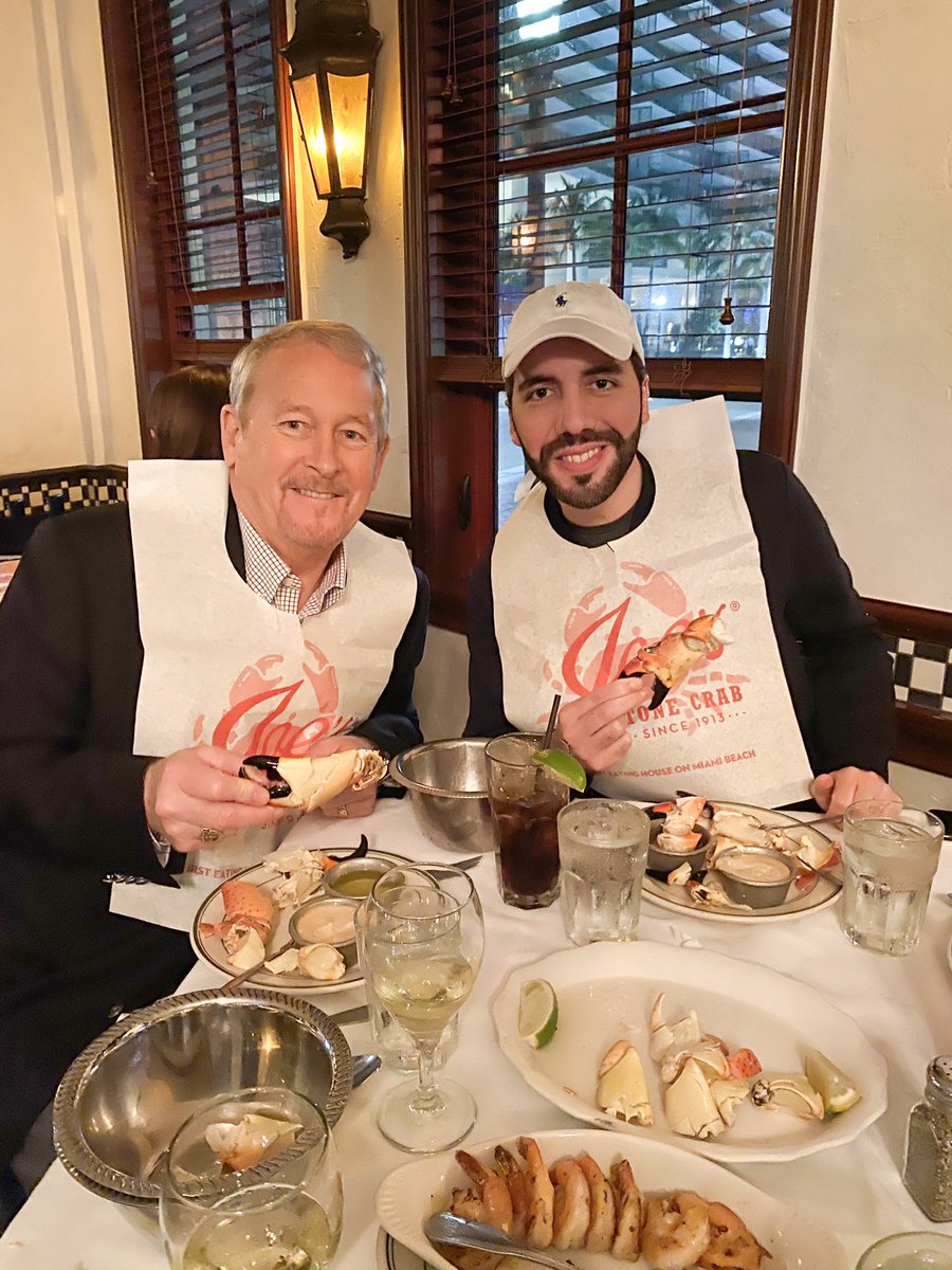 LuisRiveraSV's tweet photo. @nayibbukele otra vez más muestra odio,  reteniendo el salario de los empleados de la CSJ y Asamblea Legislativa, quiénes pagan casa, servicios básicos, alimentación, estudios de sus hijos, etc.

Ésto es indignante!

Le recuerdo que el art. 87 Cn. sigue vigente. https://t.co/tik2aVNwbH