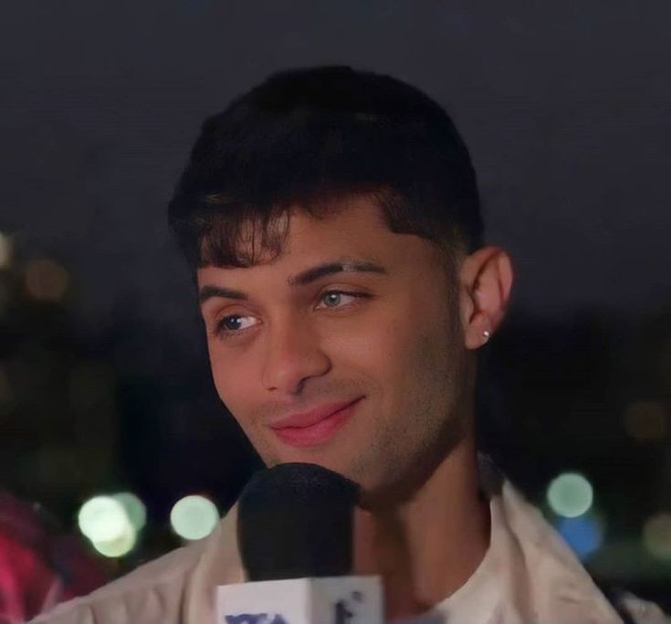 erick_miherooe's tweet photo. Confirmamos que es el chico mas hermoso del mundo? https://t.co/fPbz8kinvi