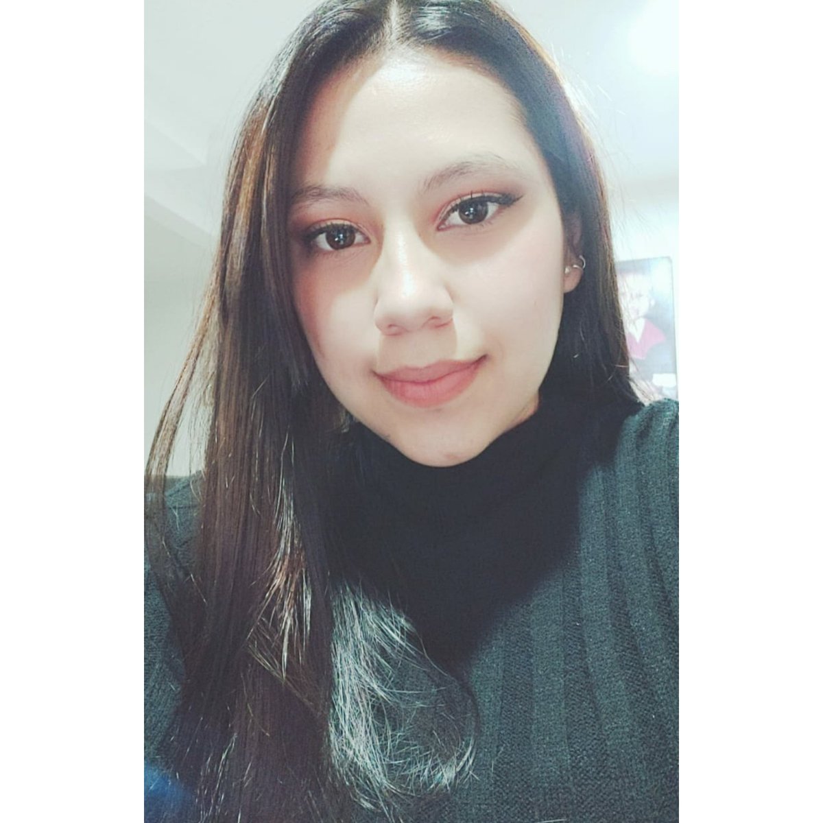 CAMILARAMIREZCU's tweet photo. #NuevaFotoDePerfil https://t.co/fO9vzxglL2