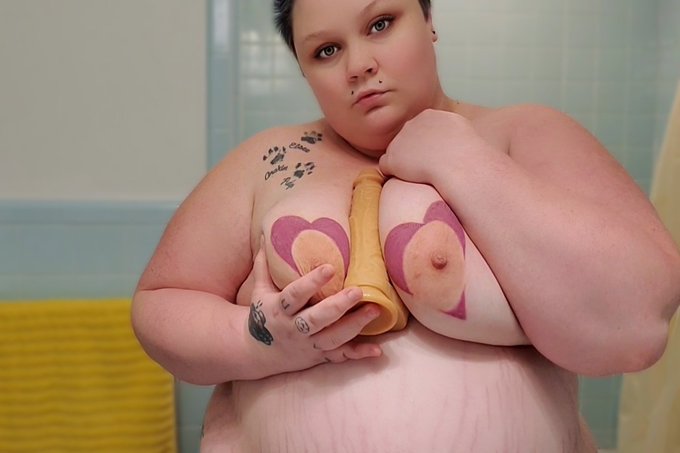 Brand new tattoos 👀 See more explicit content and ALL my fetish content on my AVN Stars! Free to follow<a href="/tag/mvsales"class="tags"><span>#mvsales</span></a>