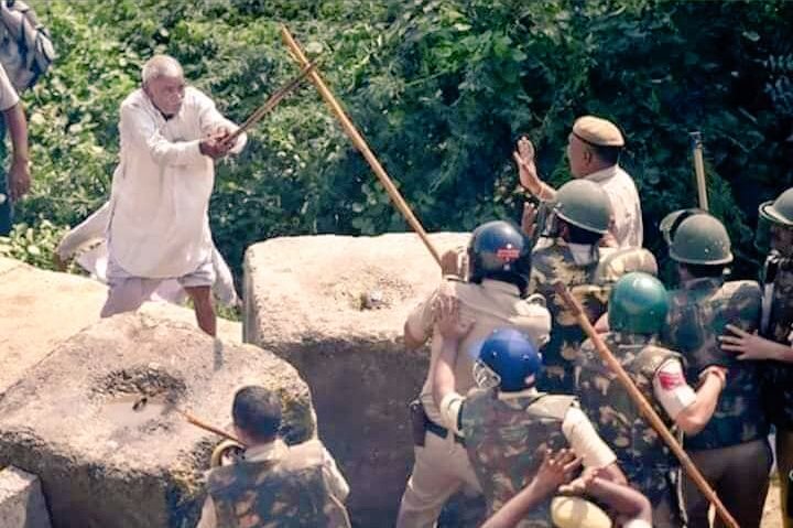 irajeshyadav's tweet photo. Farmers are capable, that's why we are here. #KisanCurfew #HansrajMeena @nstomar https://t.co/KkeGzeYDXR