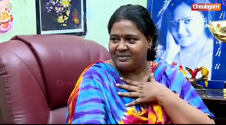 muthurthy's tweet photo. அஜித் அவர்கள் உதவினார் என்று கேள்விப்பட்டதால் தானே..அம்மணி அவரை பார்க்க இவ்வளவு முயற்சி பண்ணி இருக்கீங்க.! அவர் மற்றவர்களுக்கு செய்த உதவி பொய் என ஒரு ஆதாரம் காட்டுங்க பார்ப்போம்.?! Main..ஆ.எங்க தலைவர் விஷால்..என்று mention பண்ணி இருக்கீங்க.! அவரிடம் இல்லாத பணமா.! என்னாங்கடா டேய்! https://t.co/CoWQiM3Lu3