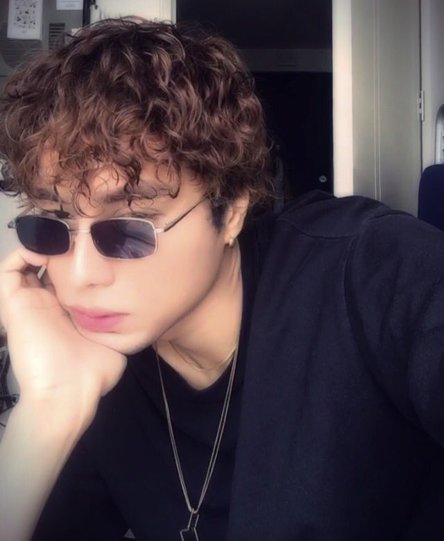 I can't believe it. Parang shades lang. Grabe sila.