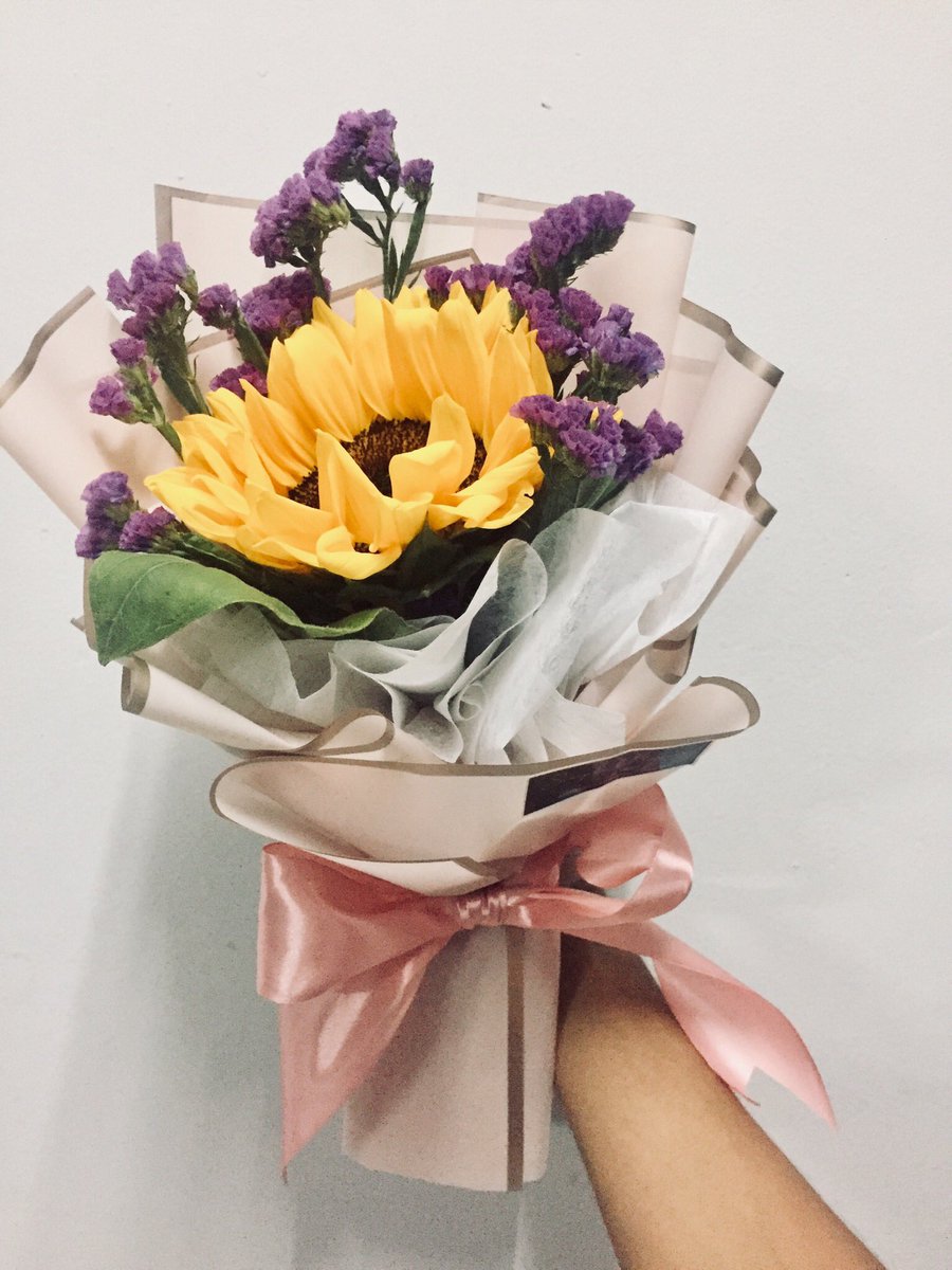 SimpleBlooms's tweet photo. Make your love one happy 🌸💕Surprise Planner Kuantan , Delivery around Kuantan - Gambang - Pekan - Gebeng  
📲0105787587 / 0183675361
@KuantanTV https://t.co/MB3AT38xd2