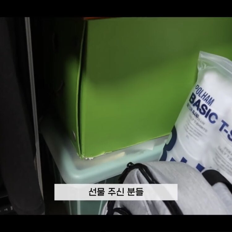 유쩌리 tweet media