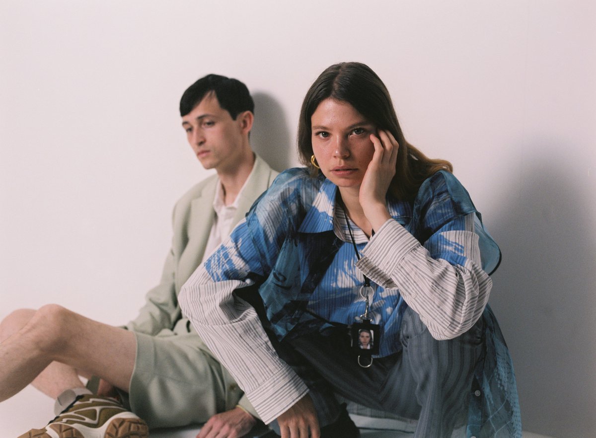 Swapping heart-stopping percussion for the calm of its oceanic serenity, Jacques Greene's remix of Kllo's "Still Here" channels the track's cetacean-like call through the dazzle of its dreamy scintillation and ethereal synth work: tmblr.co/ZgRISlY_cWwzqq…