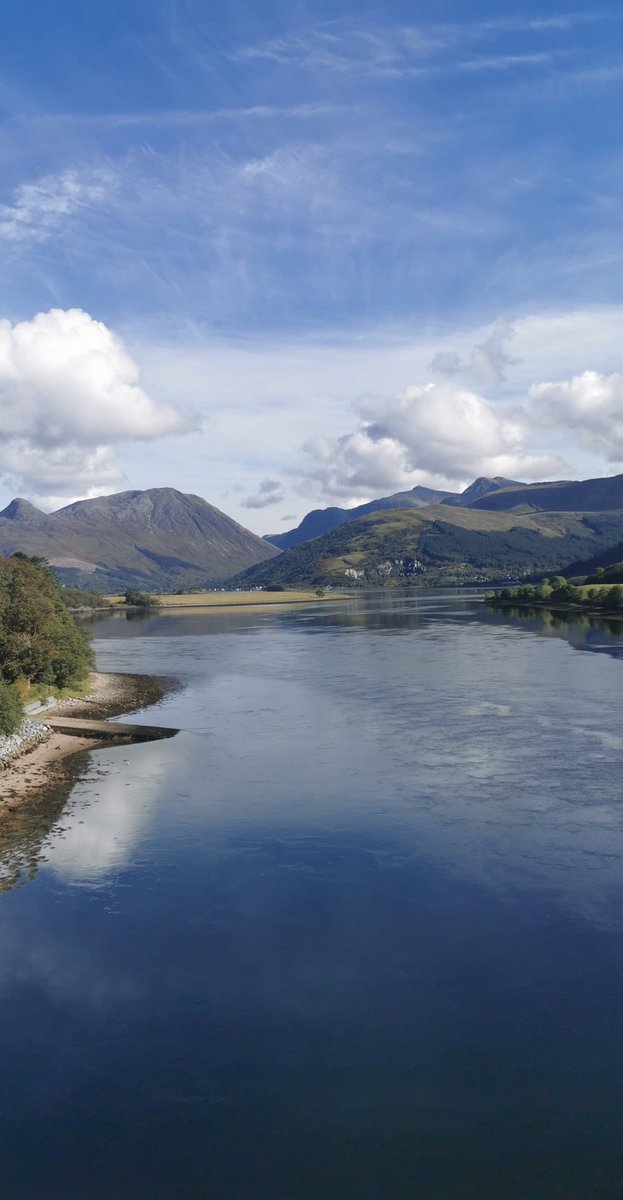 ScottRiddell15's tweet photo. Brilliant few days to clear the head. Scotland is a right nice place btw. #glencoe #keyboys https://t.co/Caro5adFpF
