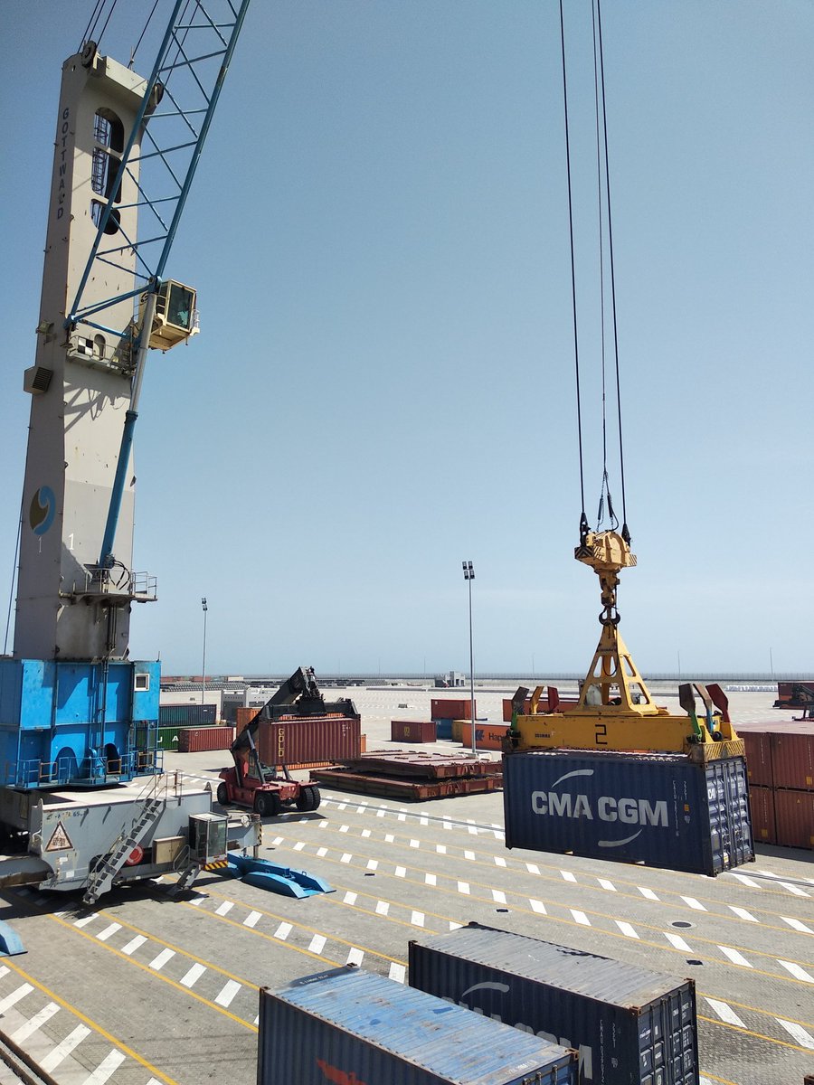 portofduqm's tweet photo. Yet another milestone achievement of Port of Duqm commencing its Exports of Fish Oil. Sea Pride LLC one of the prominent players in Oman manufacturing Fish Meal and Fish Oil made a remarkable export of 25 x 20 feet CMA CGM containers to Port of Antwerp, with Top Line Logistics https://t.co/zbB7zLii6o